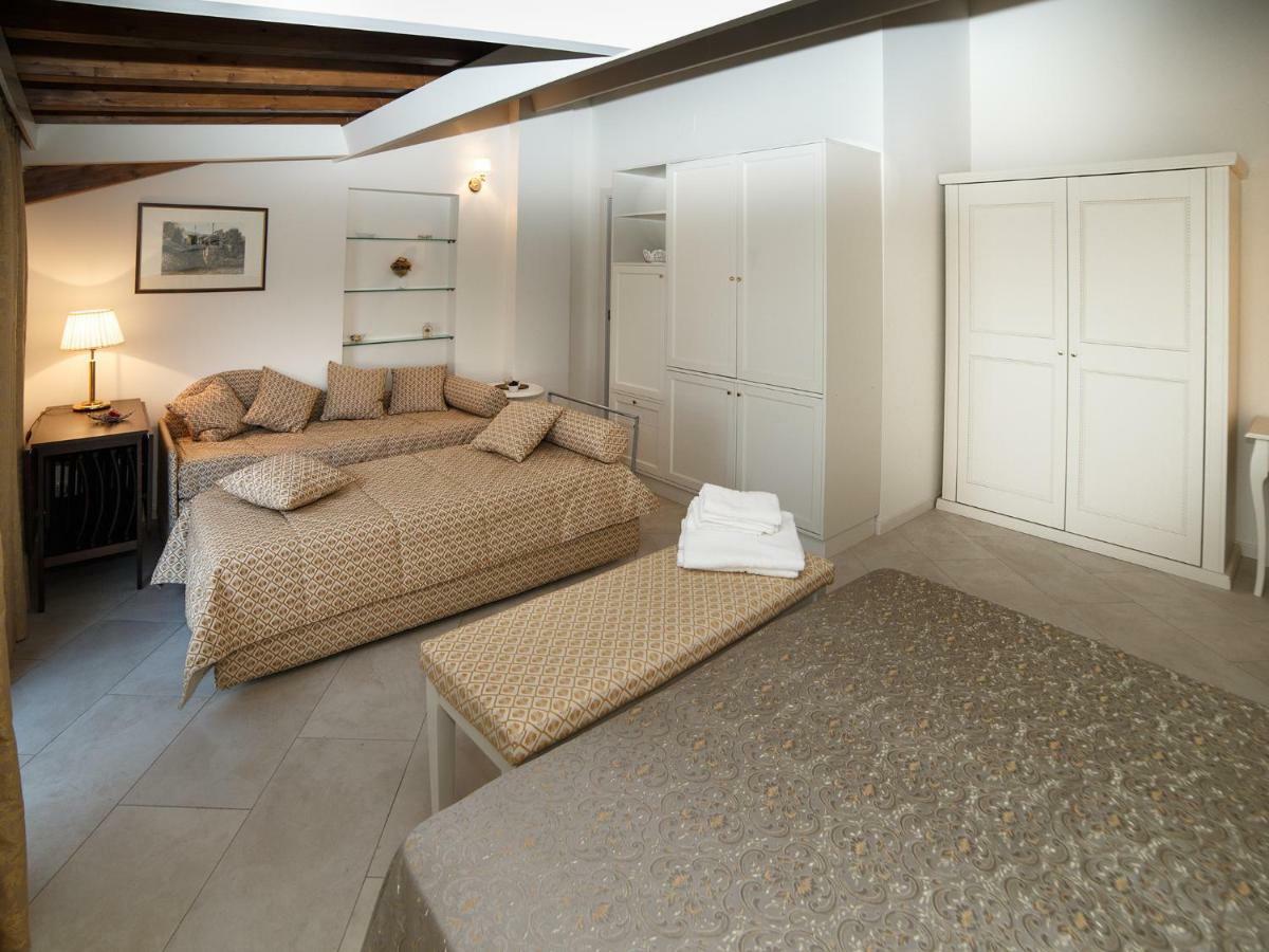 Marina Di Savoca Apartment Santa Teresa Di Riva Ngoại thất bức ảnh
