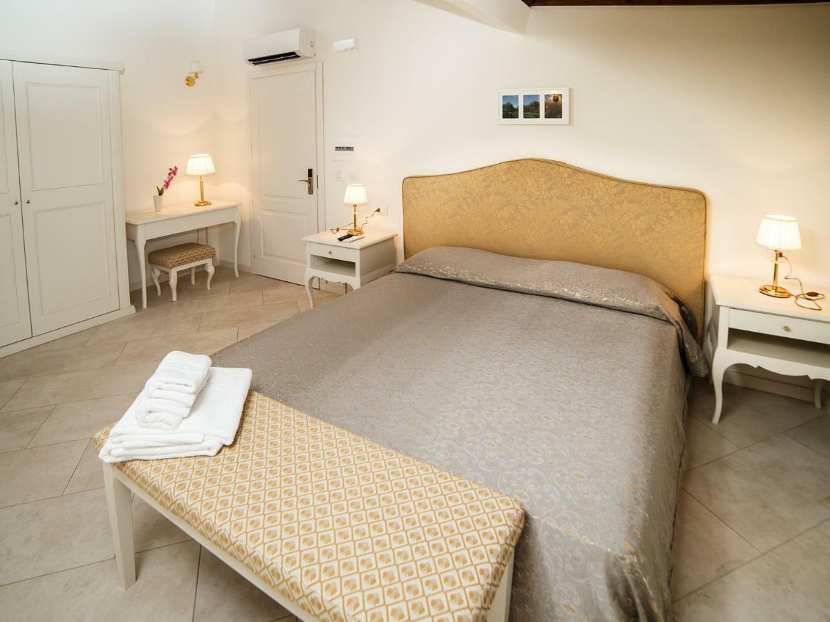 Marina Di Savoca Apartment Santa Teresa Di Riva Ngoại thất bức ảnh